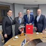 Chepe Guerrero gestiona becas de salud financiera en España para emprendedores de Corregidora