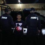 Detenido en Querétaro por POES con orden de aprehensión por robo a casa habitación; portaba arma prohibida