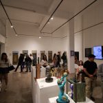 🖼️ Umbrales y Emociones: Mayra Medina Inaugura “Historias” en la Galería Municipal