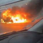 Se incendia vehículo en la Carretera Federal 57 a la altura de El Marqués