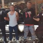🚨 Policía Estatal detiene a dos personas y recupera motocicleta con reporte de robo