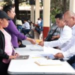 Luis Nava acerca el Transporte Escolar en Colón y fortalece la permanencia de estudiantes en las aulas