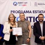 Reconocen a participantes del programa Contigo en la Escuela