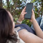 📱 Especialista de la UAQ advierte sobre la contractura digital por uso de dispositivos