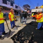 🚧 Atienden reportes de bacheo en horario nocturno para evitar carga vial en Querétaro