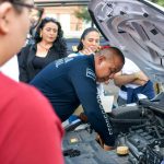 🔧 Policías de Corregidora capacitan a conductores en mecánica básica y prevención vial