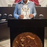 🥊Reconocen en la Cámara de Diputados al boxeador queretano Oscar Hernández «El Gladiador»