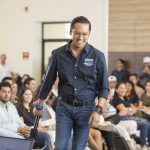 Apoyo a emprendedores y atención psicológica para jóvenes: Chepe Guerrero